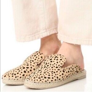Dolce Vita leopard slides Size 7.5